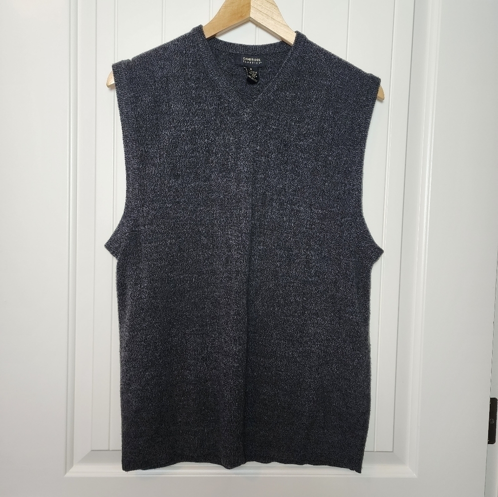 Cambridge Classics V-Neck Gray Men's Vest Size M